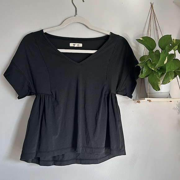 Madewell Tops - 🩷 MADEWELL SHORT SLEEVE TRENDING FIT AND FLARE SUMMER TOP SIZE XXS